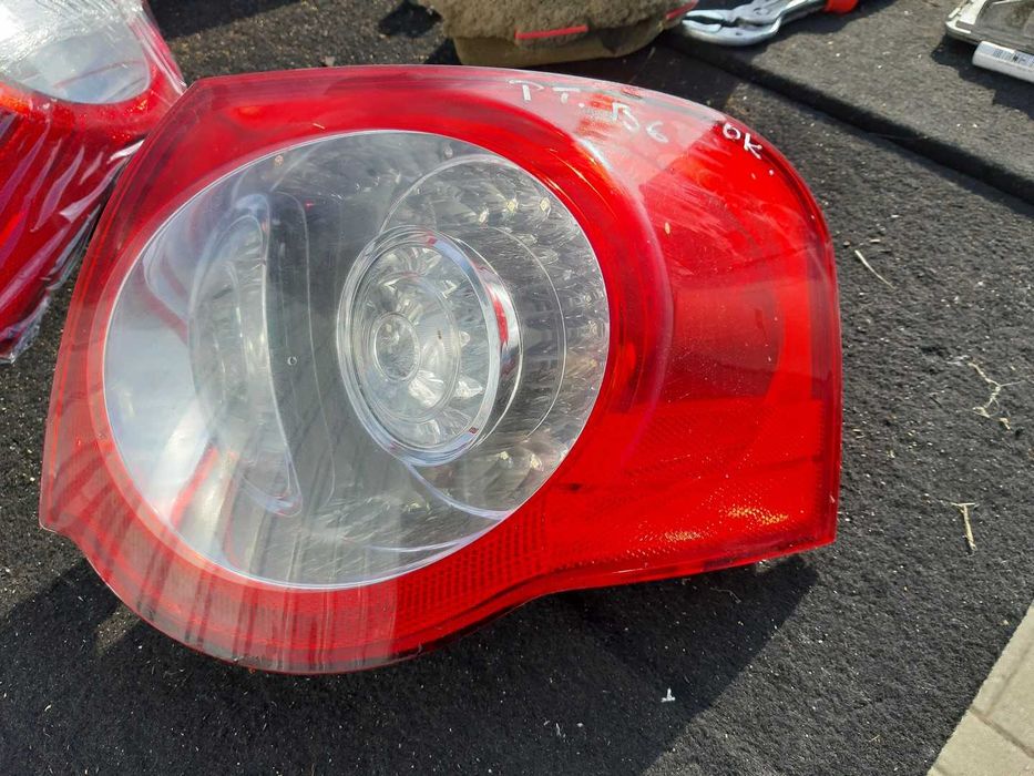 VW Passat B^ Kombi lampa tylna prawy tył