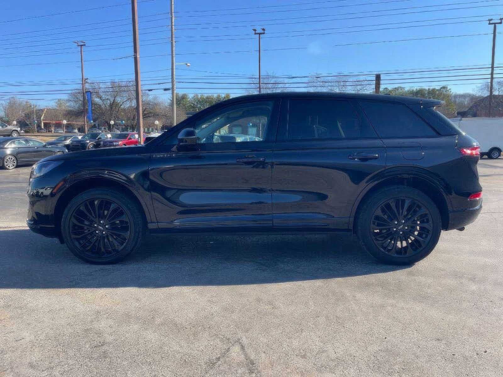 2023 Lincoln Corsair Standard