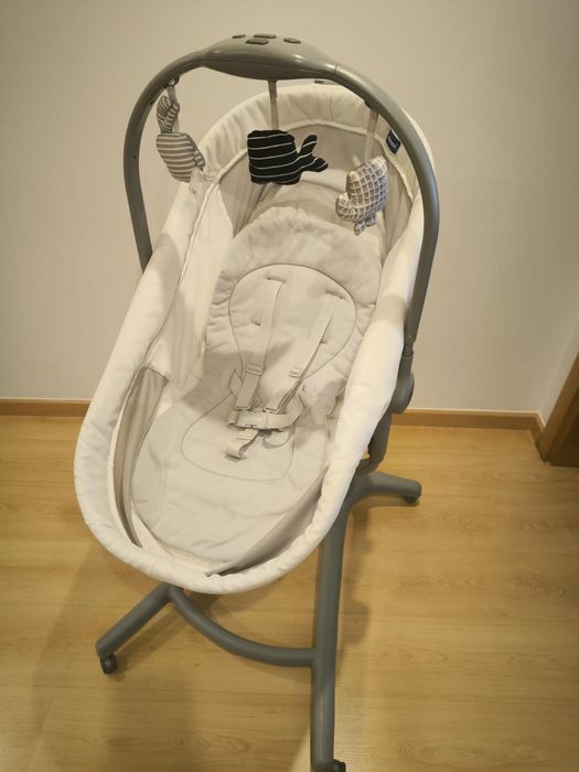 Chicco Baby Hug 4 em 1 + kit Papa