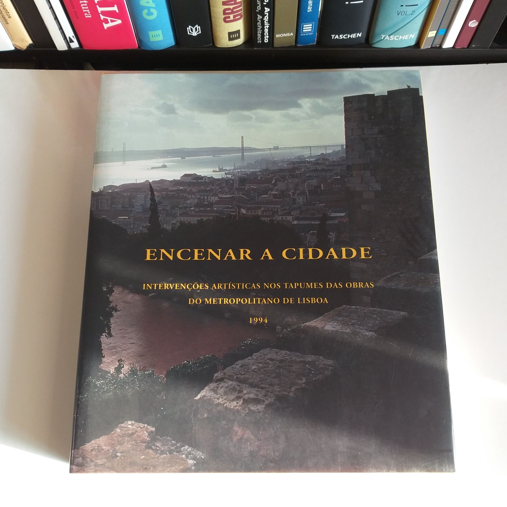 Livro "Encenar a Cidade"