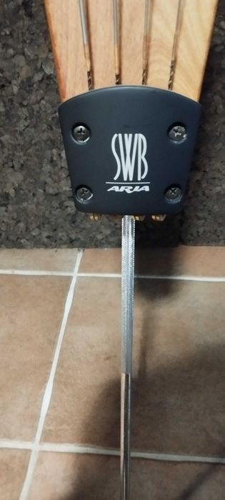 Contrabaixo eléctrico Aria SWB Lite One