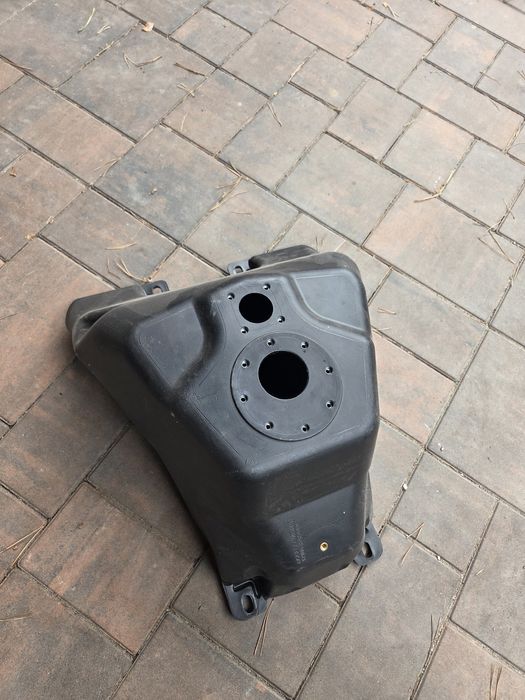 Lucky star access triton 450 zbiornik paliwa swap