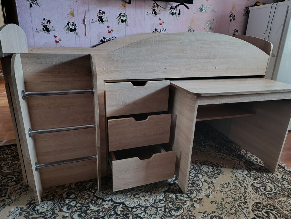 Продам дитяче ліжко-горище.