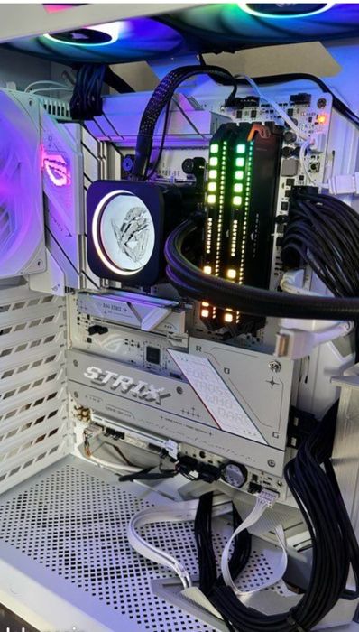 Combo Extremo para Gaming:  ASUS  STRIX B850-A + Rysen 7 9800 X3D