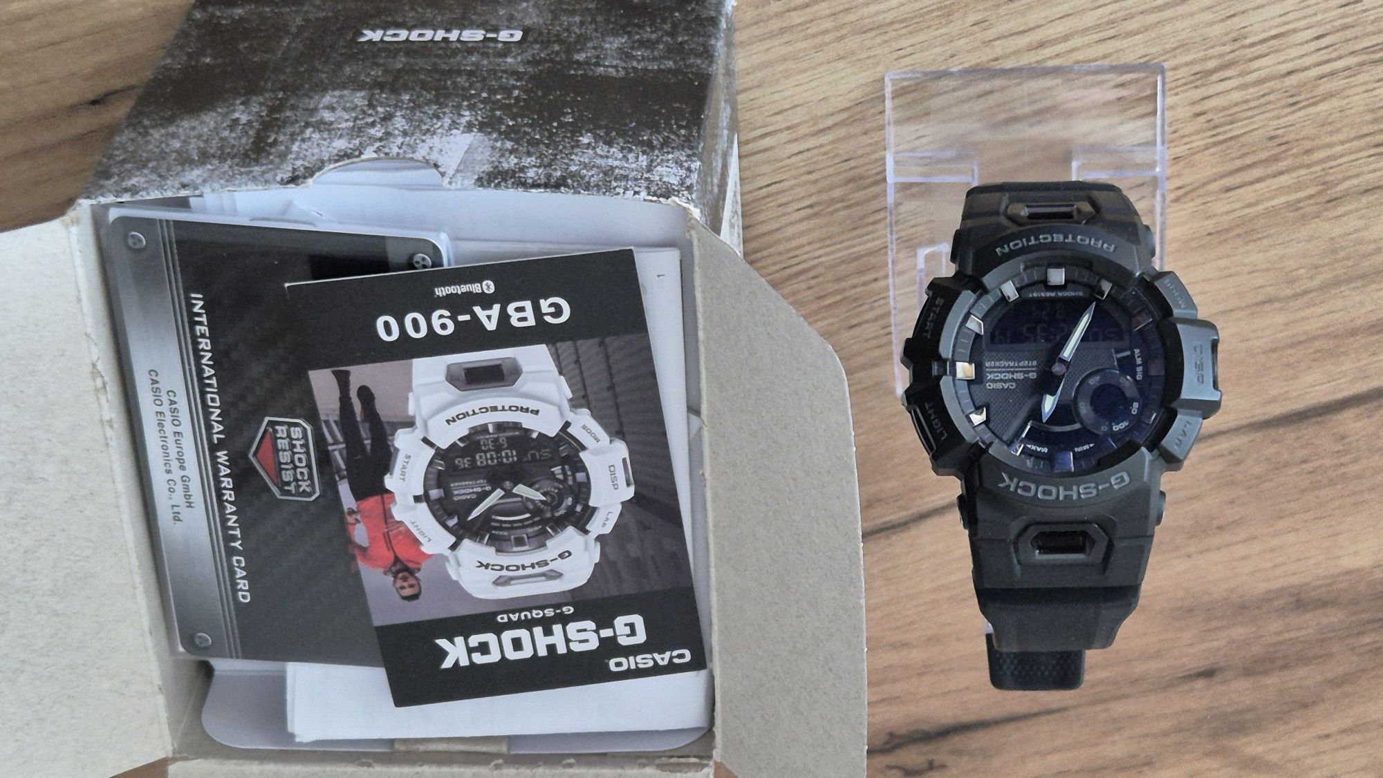 Casio g-shock GBA9001AER gba-900