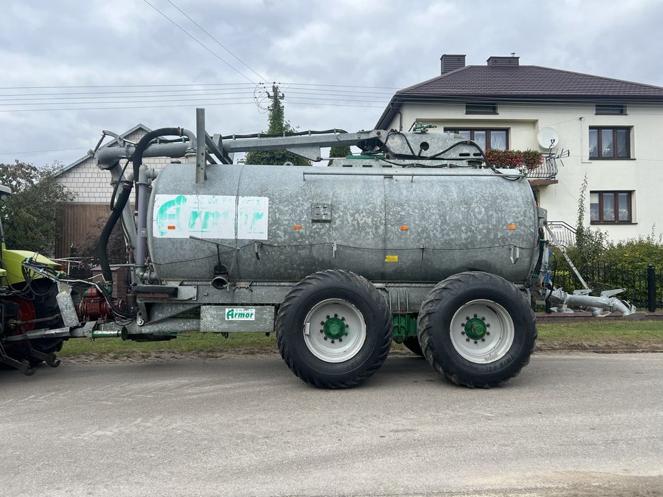 Wóz asenizacyjny beczkowóz  17 tyś. Resor dyszel i oś skretna oś ocynk