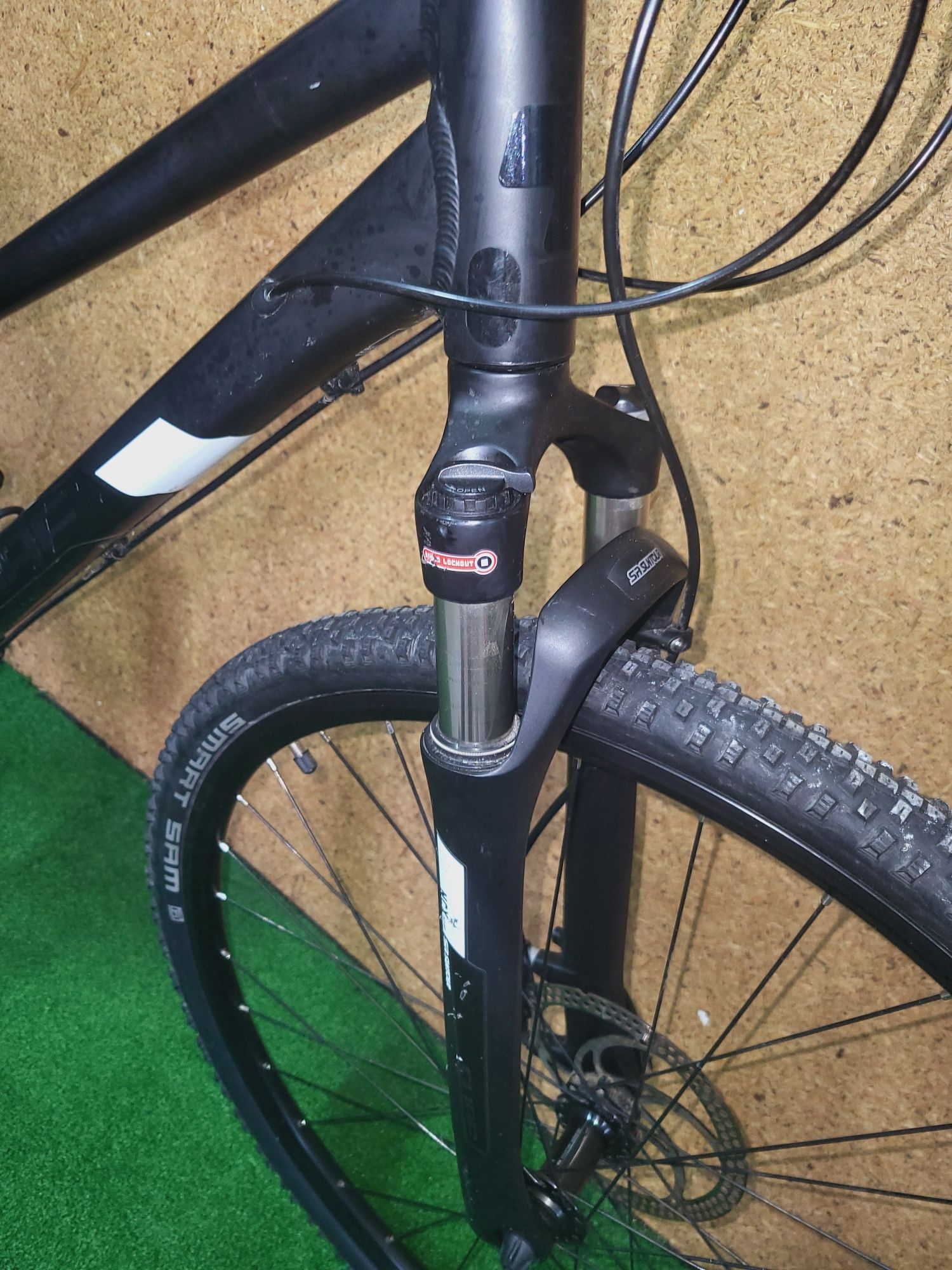 Велосипед гІбридний Cube Cross pro / Shimano Deore XT / Гідравліка /