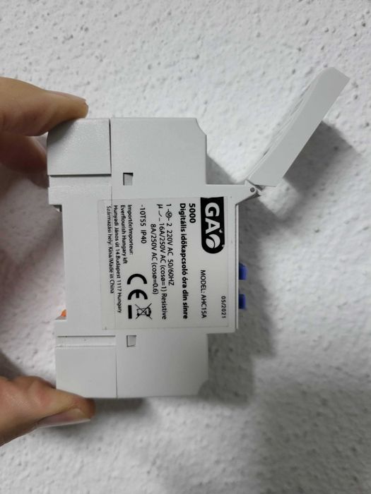 Disjuntor Programação Digital (AHC15A)