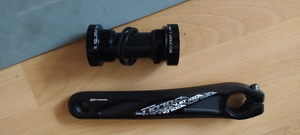 Korba rowerowa hollowtech ll