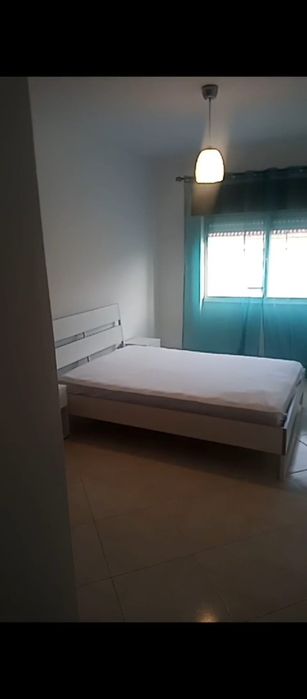 Quarto para arrendar