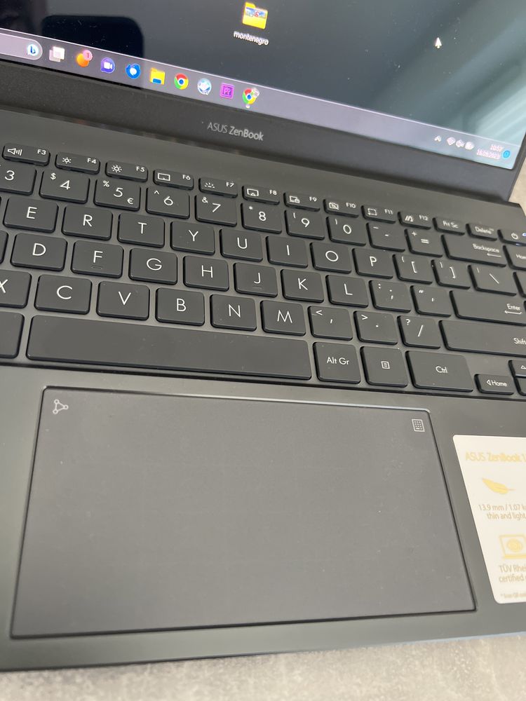 Asus zenbook laptop nowy faktura vat23% gwarancja 23 miesiące