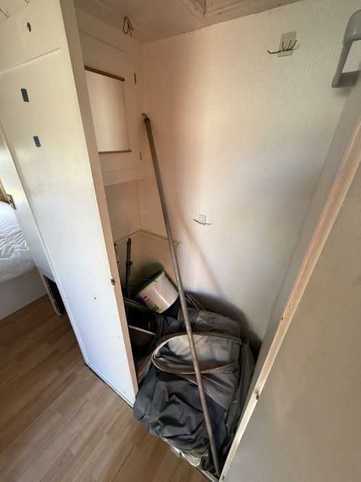 Knaus Stacjoarna na działkę budowe Sucha 4 os Duży wybór przyczep