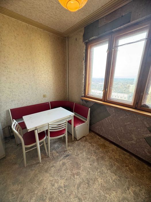 Продам 3-х квартиру Алексеевка, пр-т Победы 50А, остановка Молодежная