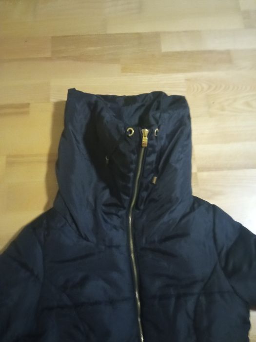Продам женскую зимнюю куртку Calioppe.Оригинал