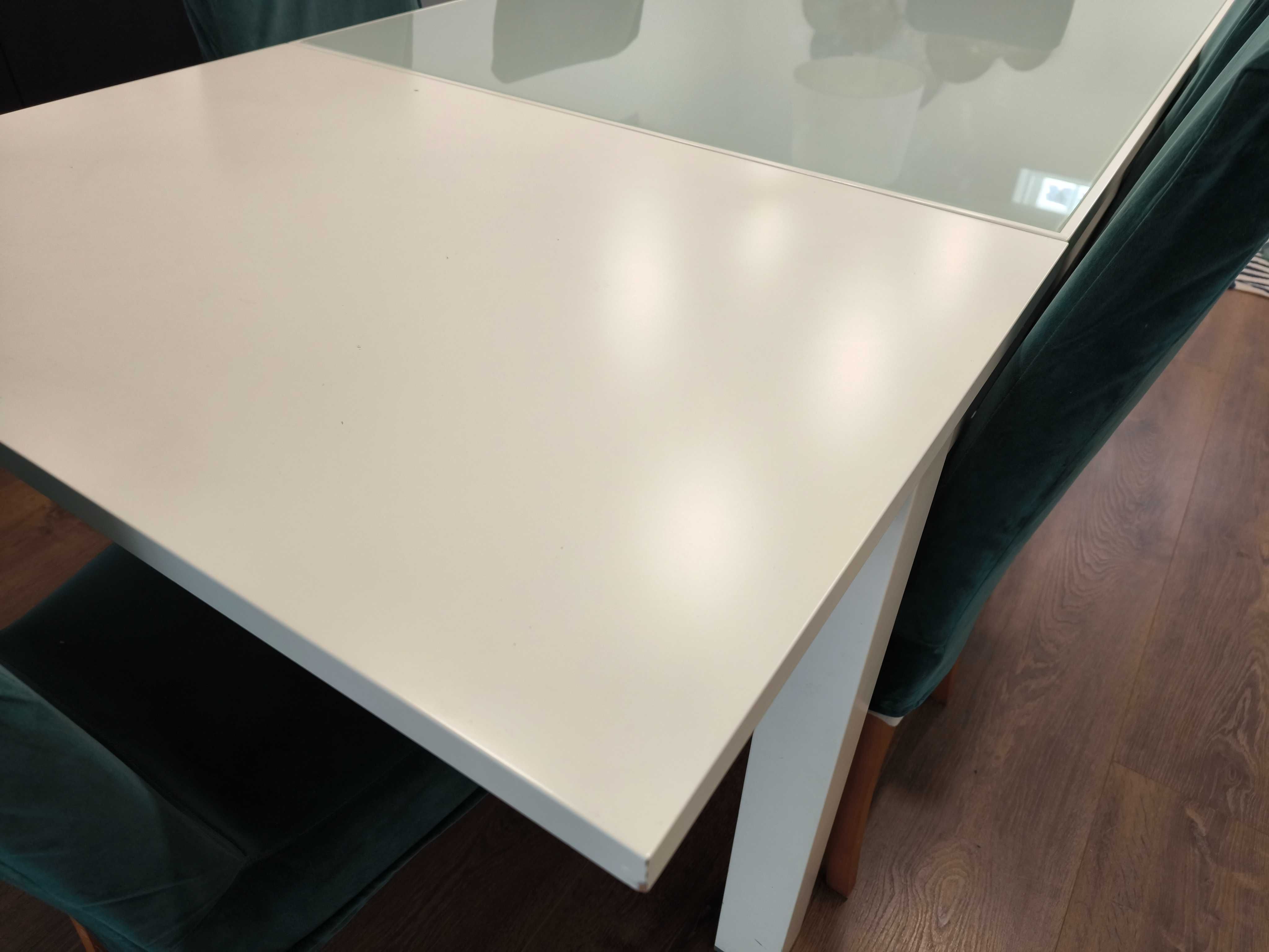 Mesa extensivel e cadeiras jantar