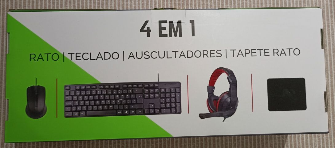 Teclado/Rato e "Tapete/Auscultadores com microfone (4 em 1)..