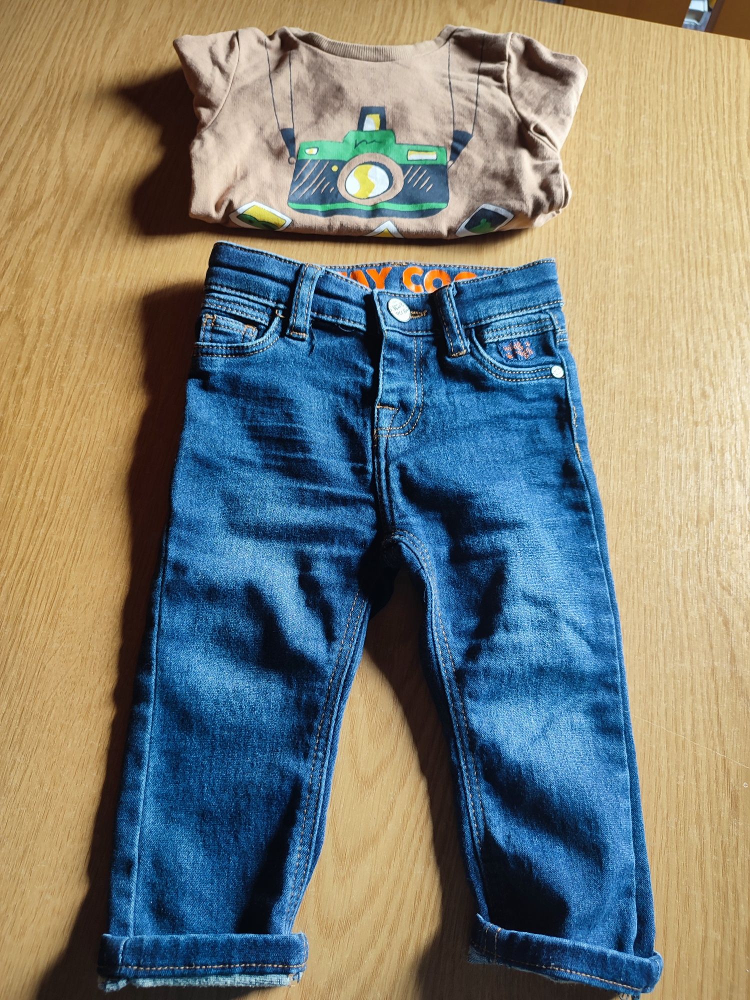 Bluza spodnie jeansowe rurki r. 80/86 chłopięce