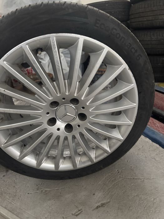 Продам диски с резиной от мерседеса е 211