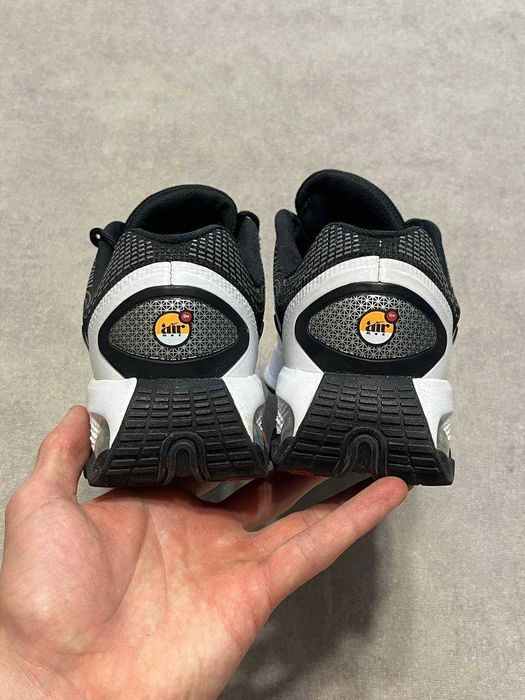 Кроссівки Nike DN Чорні Gorpcore Shox Tn Air Force 1 Розмір 40 - 41