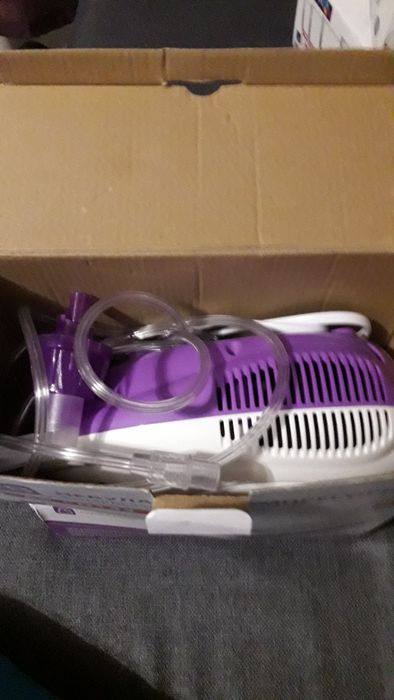 Продам новый небулайзер компресорный  NEBULIZER