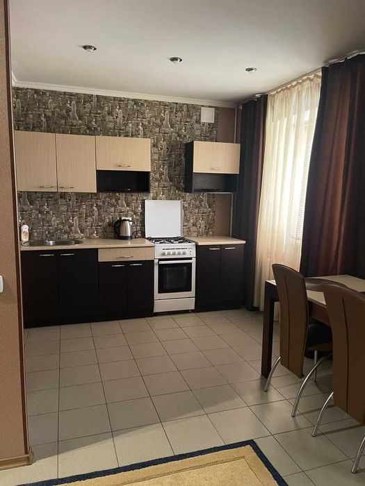 Здам довгостроково  1-кімнатну квартиру