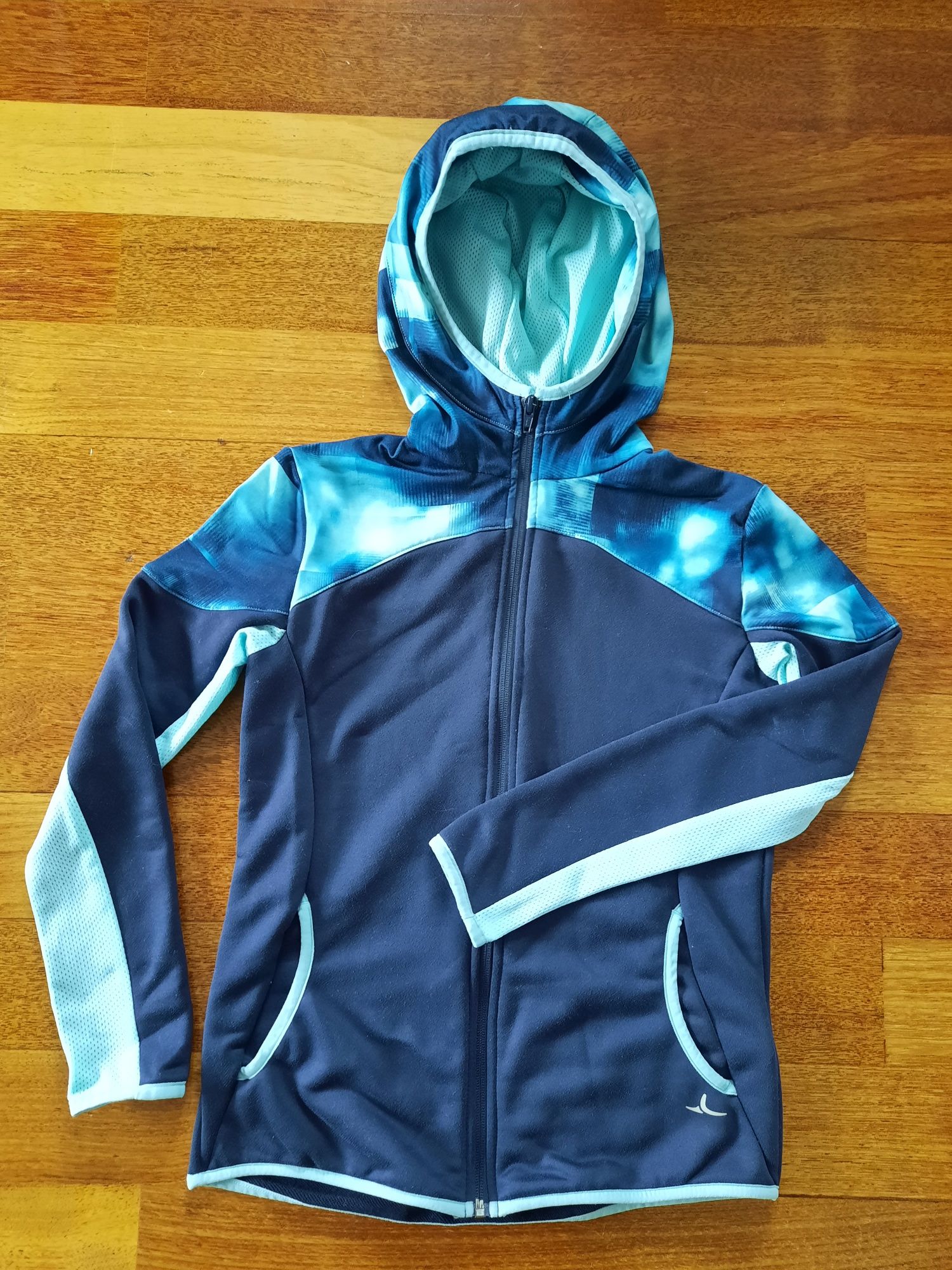 Bluza sportowa Decathlon r.149-159