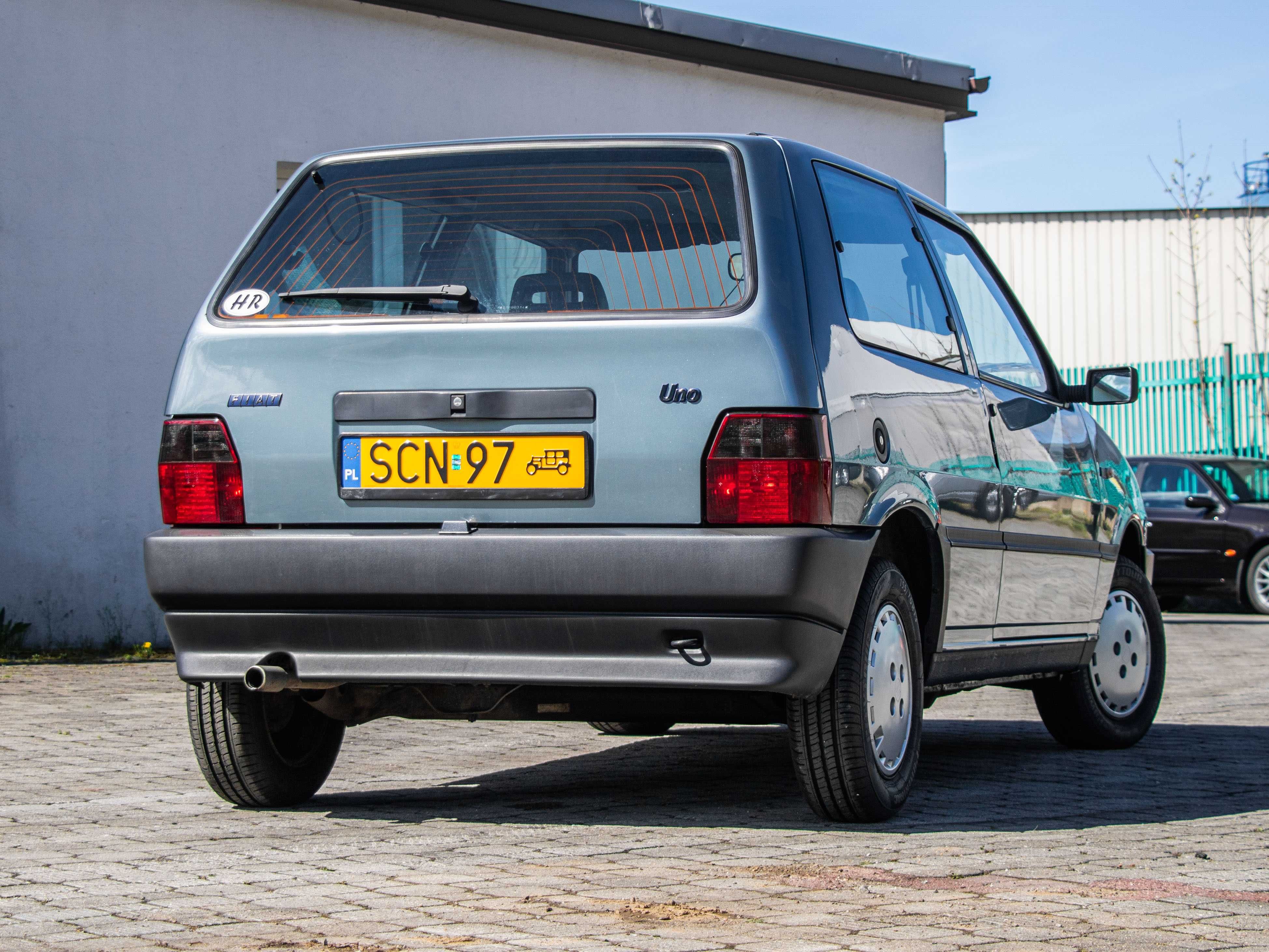 Fiat UNO 45 - oryginał z niewielkim przebiegiem