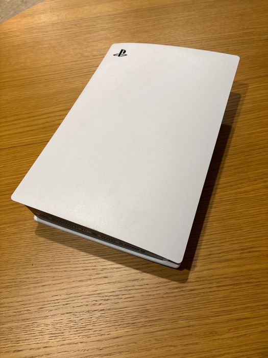 PS5 Digital com comando