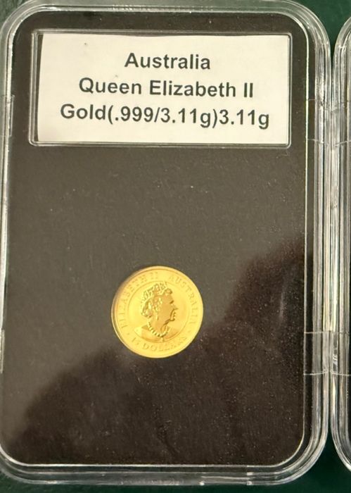 Золота монета Австралії