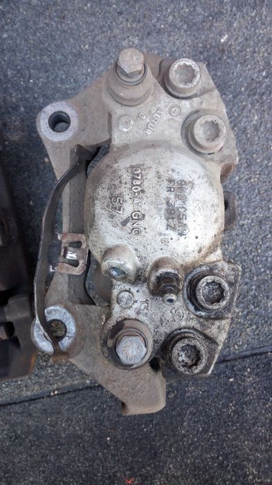 Суппорт тормозной audi a4 allroad b8 8K0105AH VAG и 8K0106AH VAG