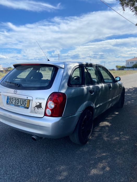 Mazda 323F  1.3 Active