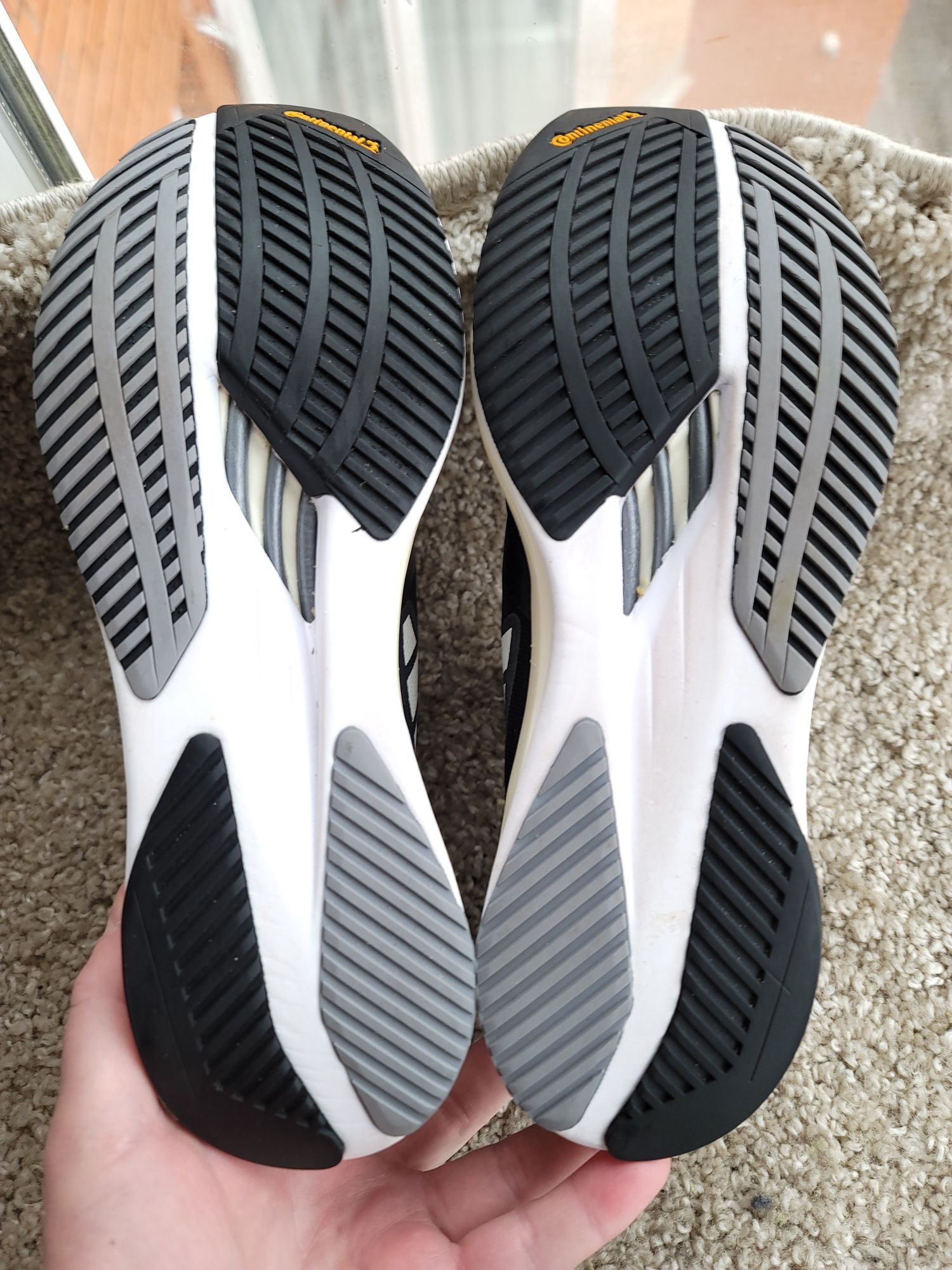 ADIDAS ADIZERO Boston 10 р 42-43 Оригинал! Бігові кросівки кроссовки