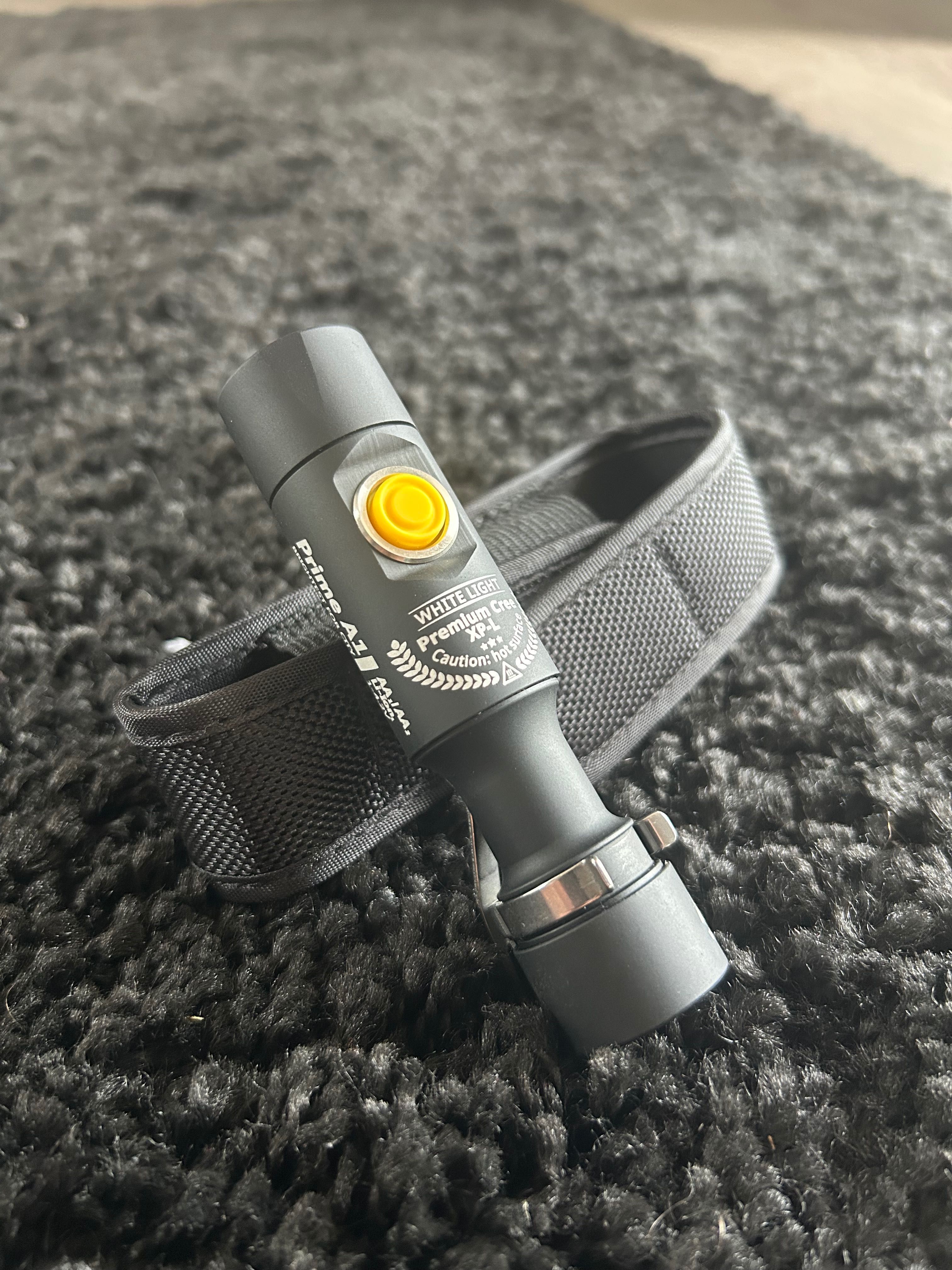Lanterna nova. Excelente iluminação.