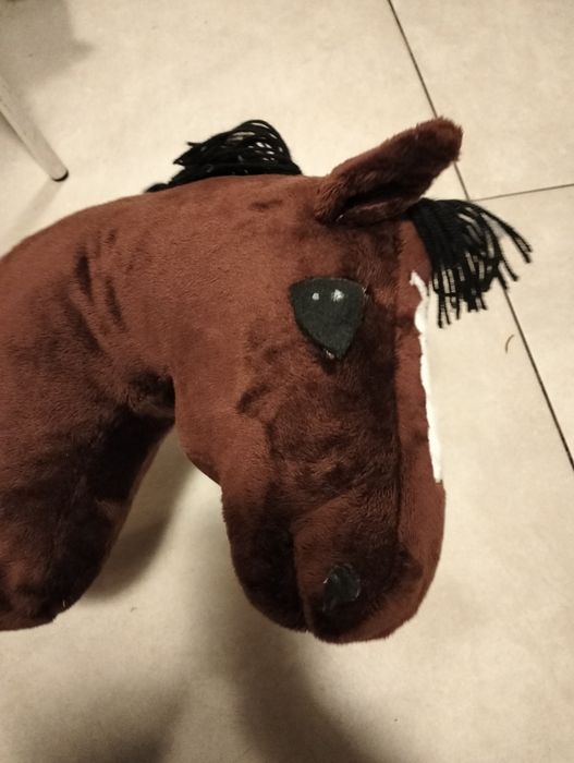 Hobby horse z łatkami