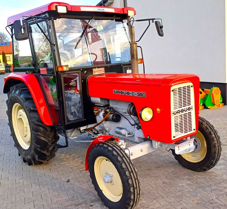 Kabina CIĄGNIKOWA  c360 , C330 NAGLAK SZYMCZAK Szyszka  błotniki  PCV