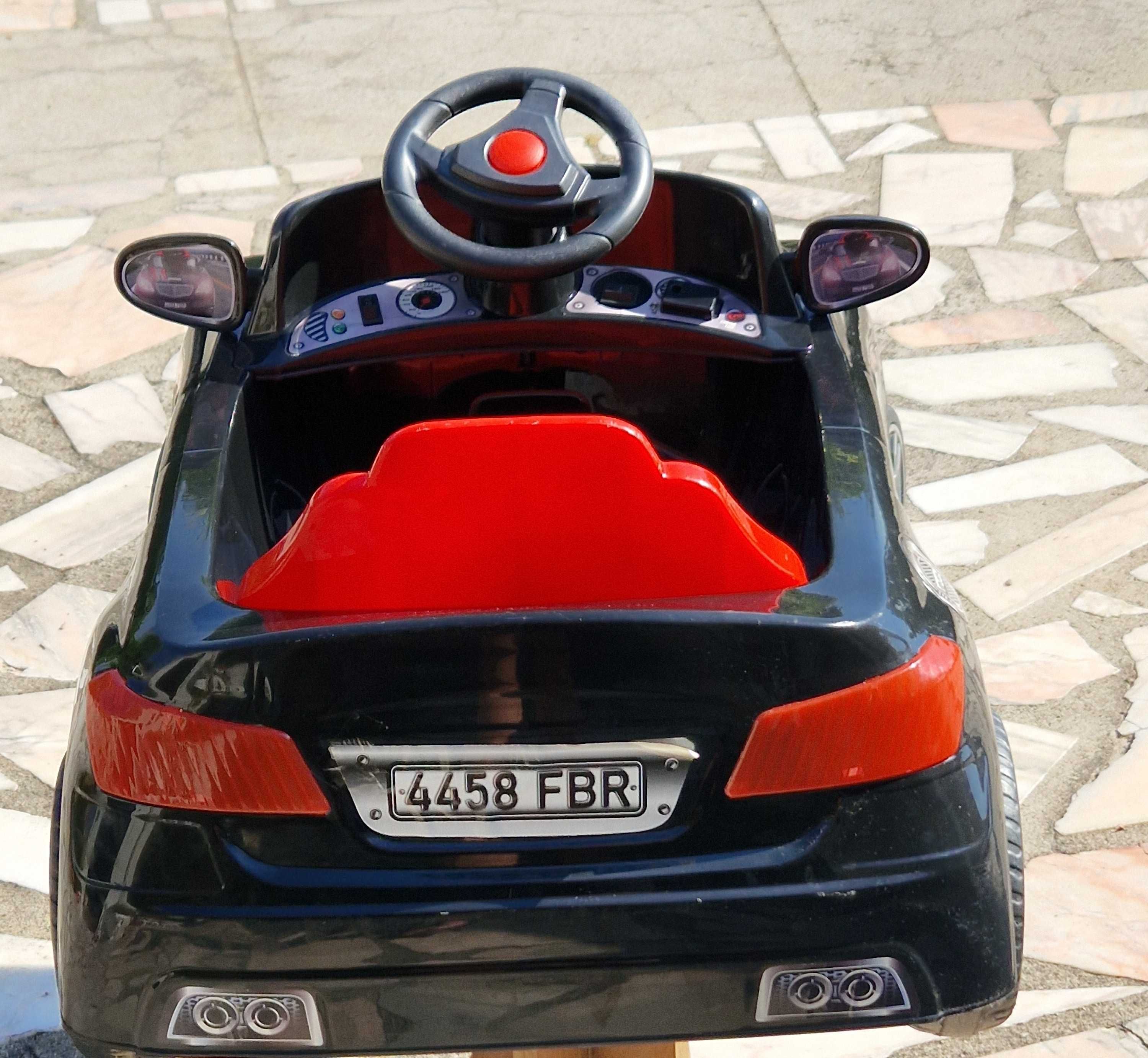 Carro elétrico de criança FEBER Twinkle