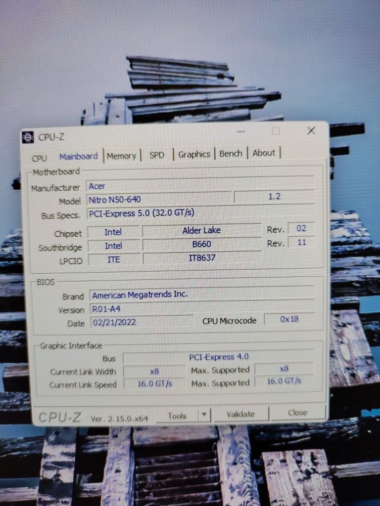 PC / computador gaming com rato e teclado
