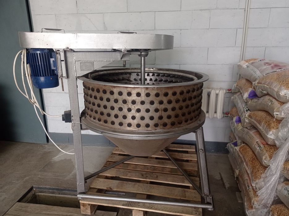 Послуга з ощіпу пір'я з домашньої птиці