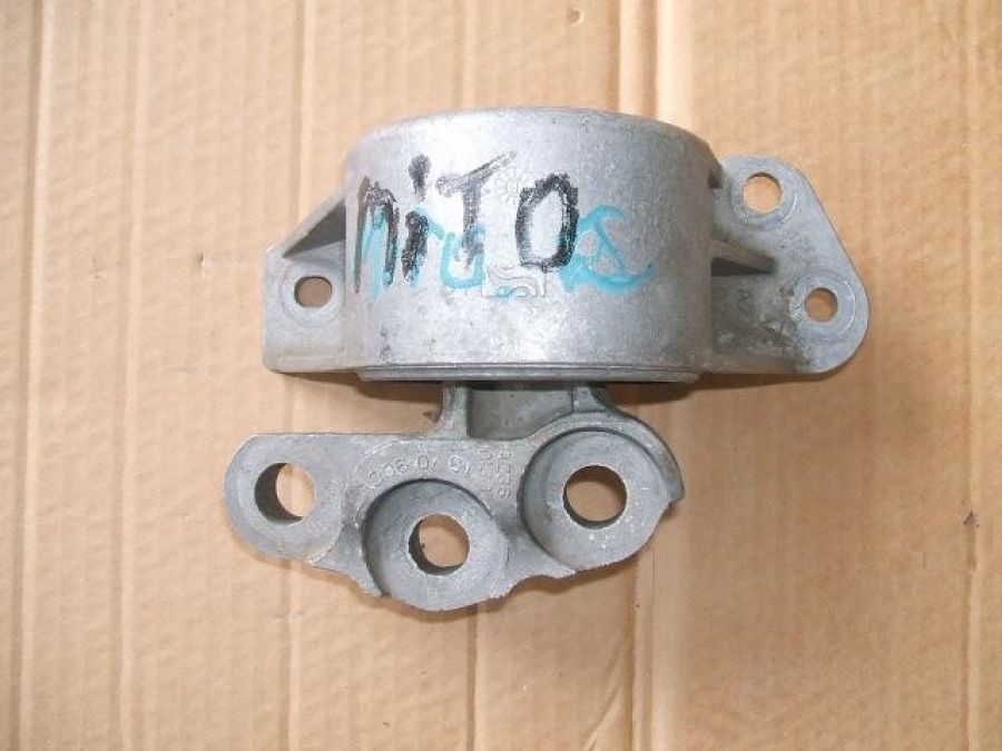 ALFA ROMEO MITO łapa poduszka mocowanie uchwyt