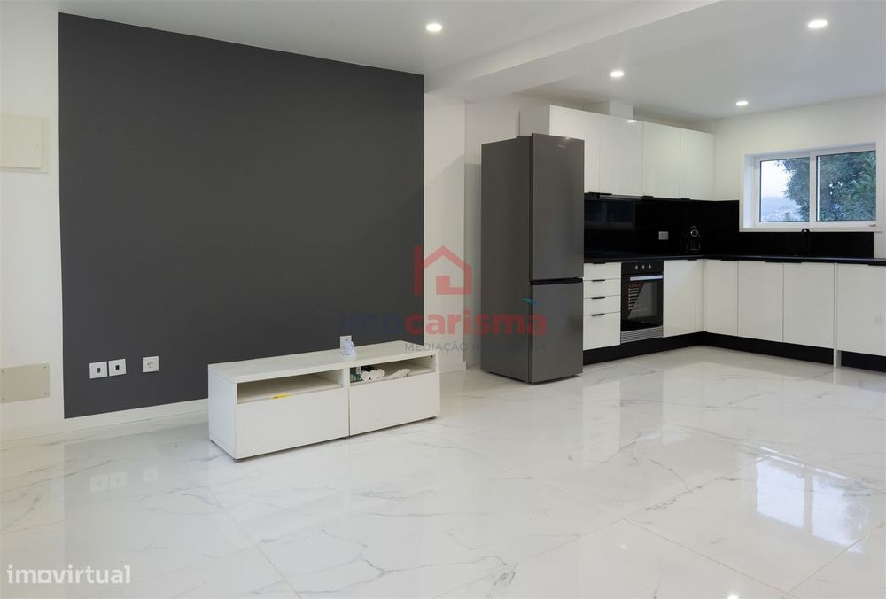 Moradia Térrea T2 Totalmente Remodelada em Sequeiró, Santo Tirso