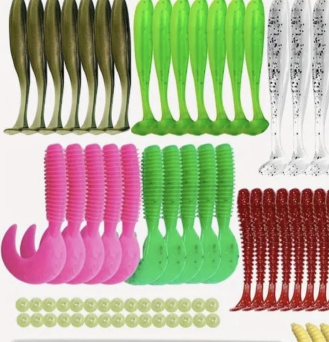 Набор снастей 284 предмета в кейсе набір блешень риболовних приманок