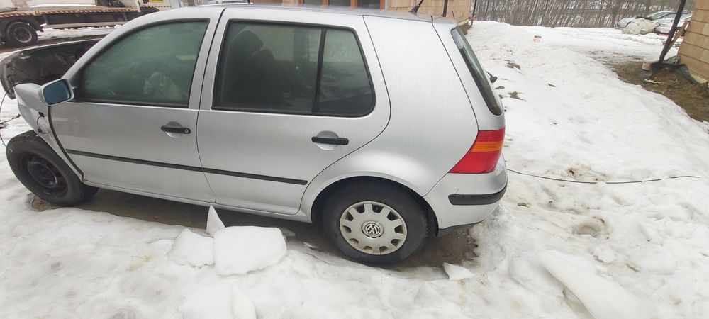 Drzwi kompletne golf 4 IV bora srebrne LA7W  (97-05)