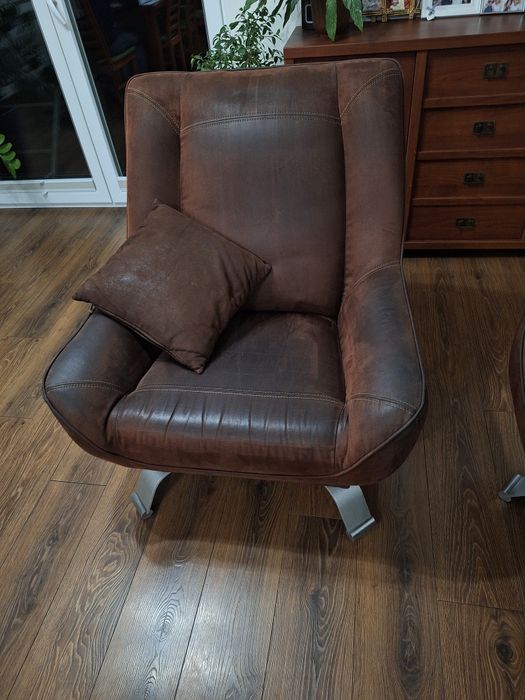 Rozkładana sofa+ dwa fotele