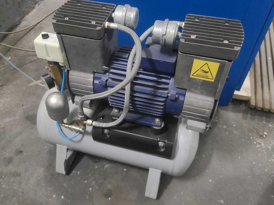 Безмасляный компрессор Durr