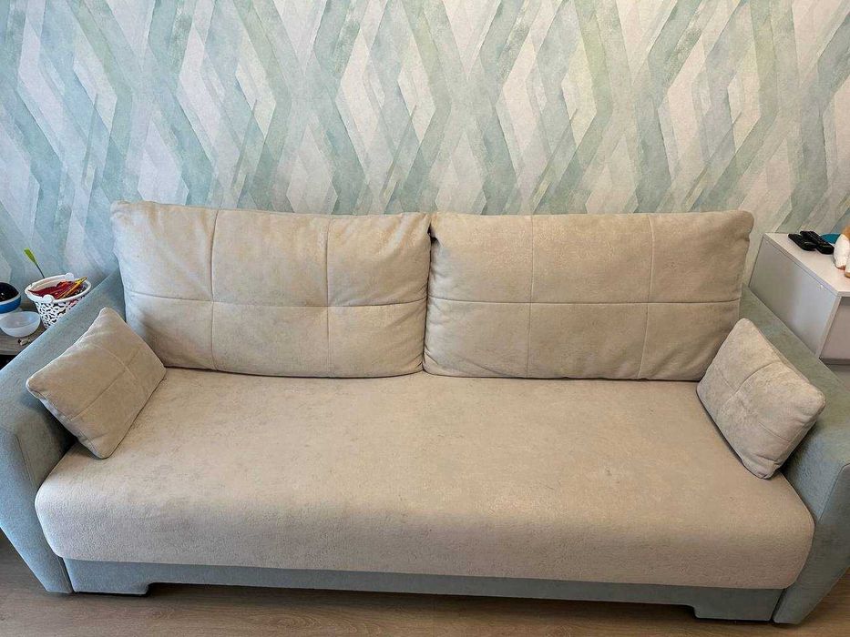 Прямий диван Венеція