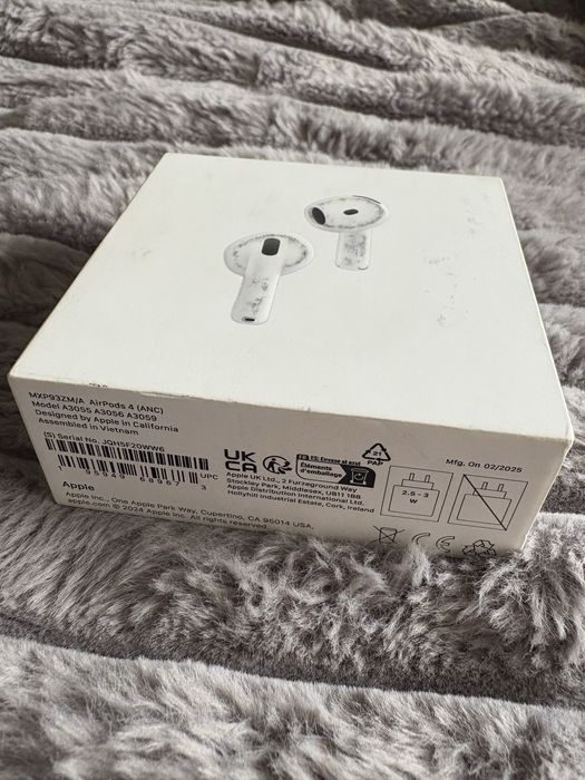 Słuchawki Apple AirPods 4 (ANC) – Nowe, fabrycznie zaplombowane, 2025!