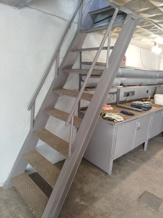 Продам гараж-майстерню