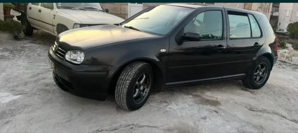Golf 4 1.9 TDI PD – Troco por Patrol 260 ou outro jipe