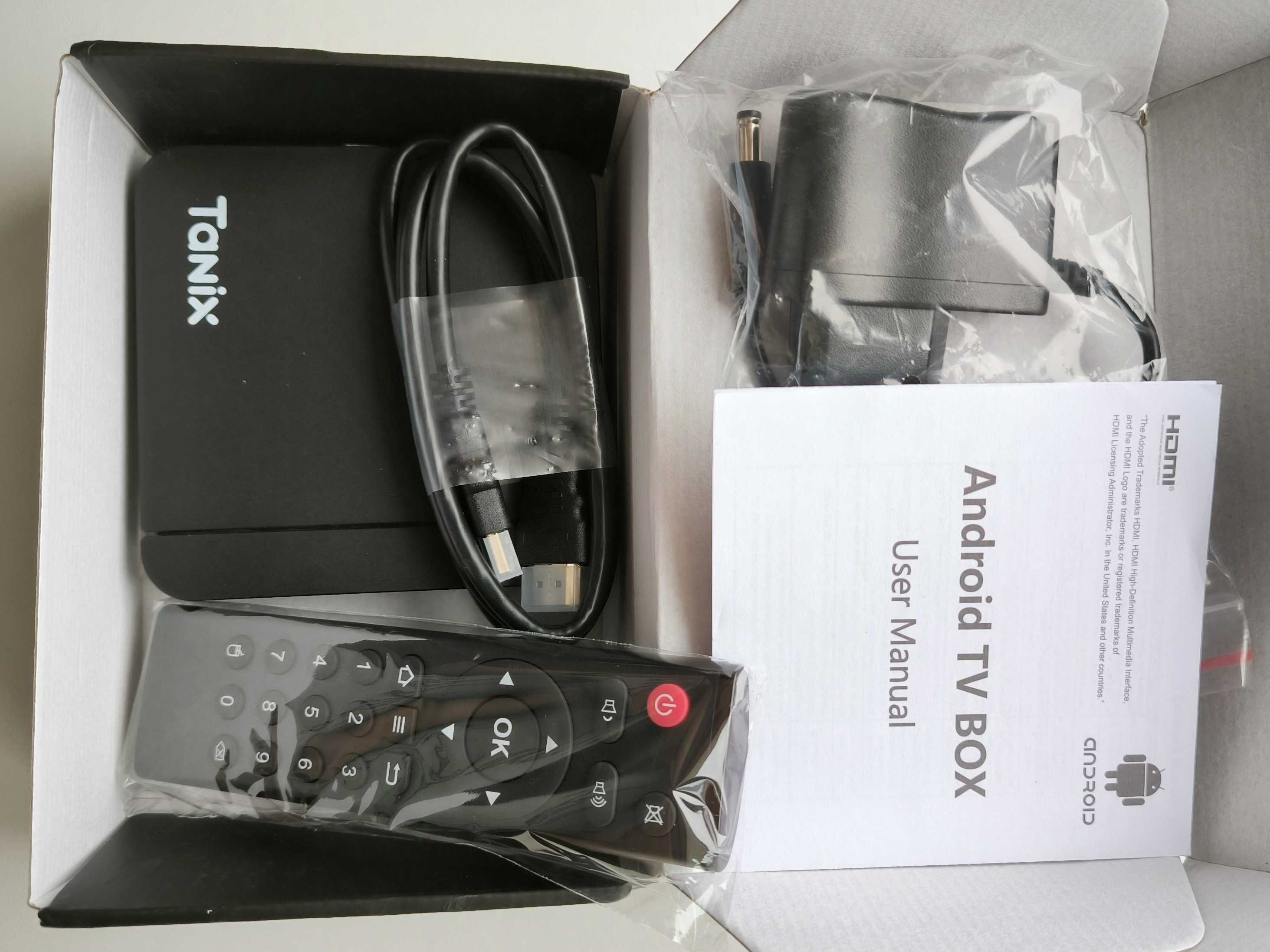 Смарт ТВ приставка Tanix W2 4/32 + 6 міс. IPTV телебачення