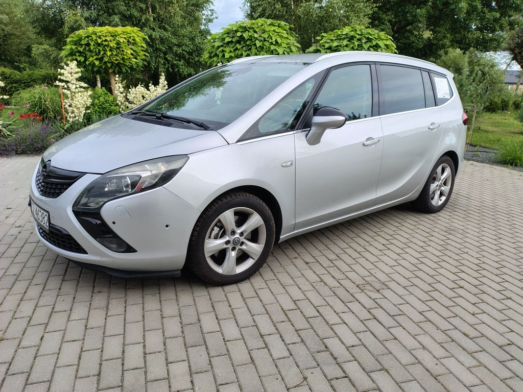 Opel Zafira C Turbo